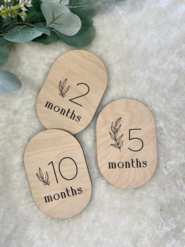 compact baby milestone cards